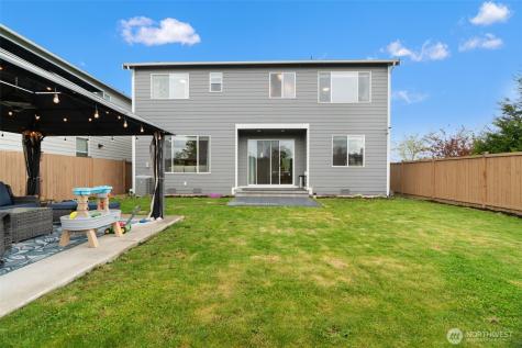 1304 32nd Street NW Puyallup WA 98371