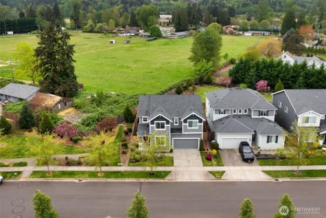1304 32nd Street NW Puyallup WA 98371