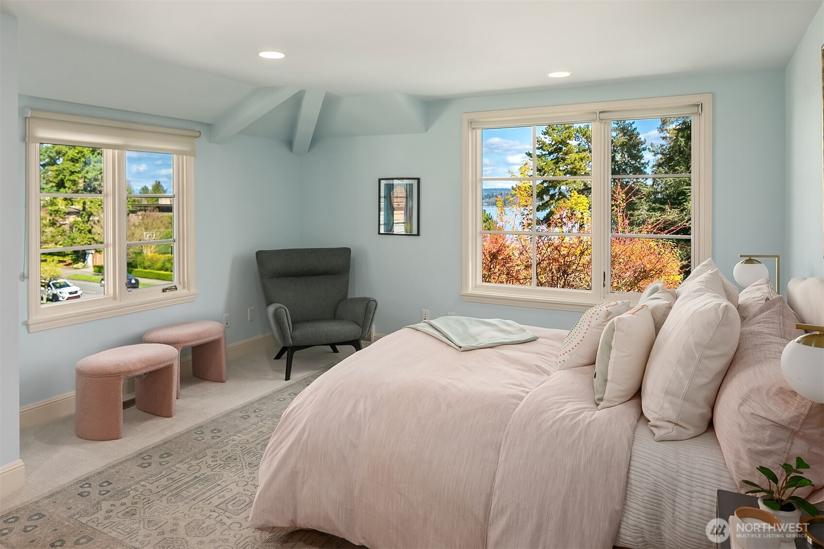 453 Mcgilvra Boulevard E Seattle WA 98112