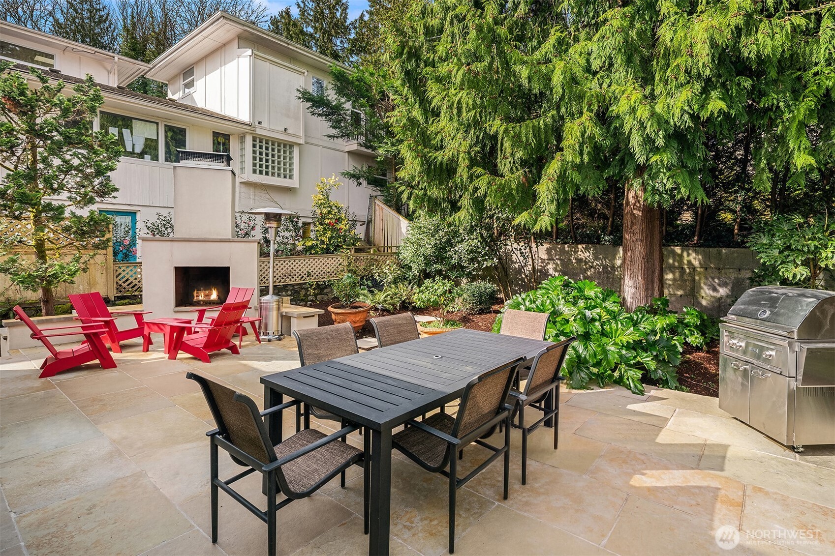 453 Mcgilvra Boulevard E Seattle WA 98112