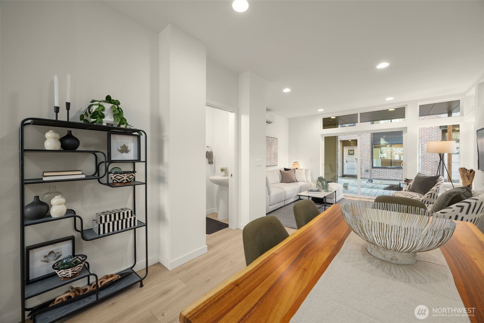 8327 12th Avenue NW Seattle WA 98117