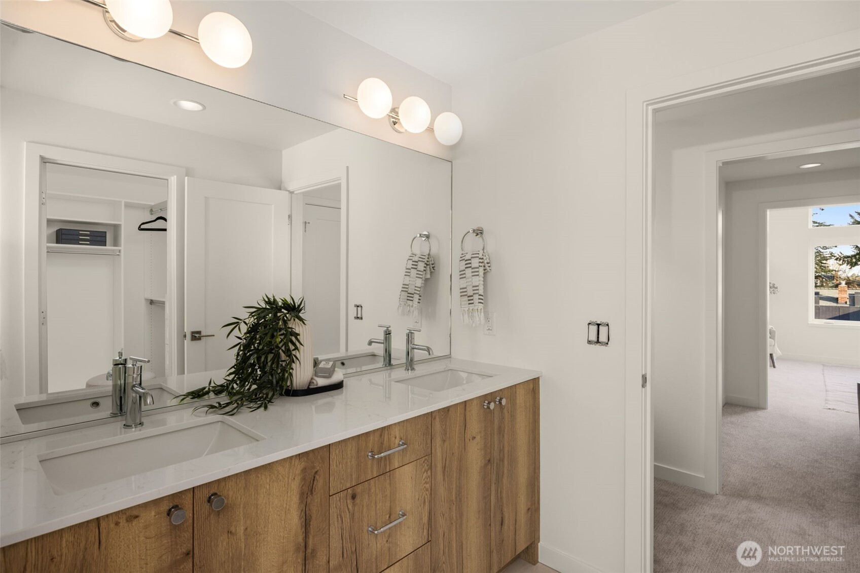 8327 12th Avenue NW Seattle WA 98117