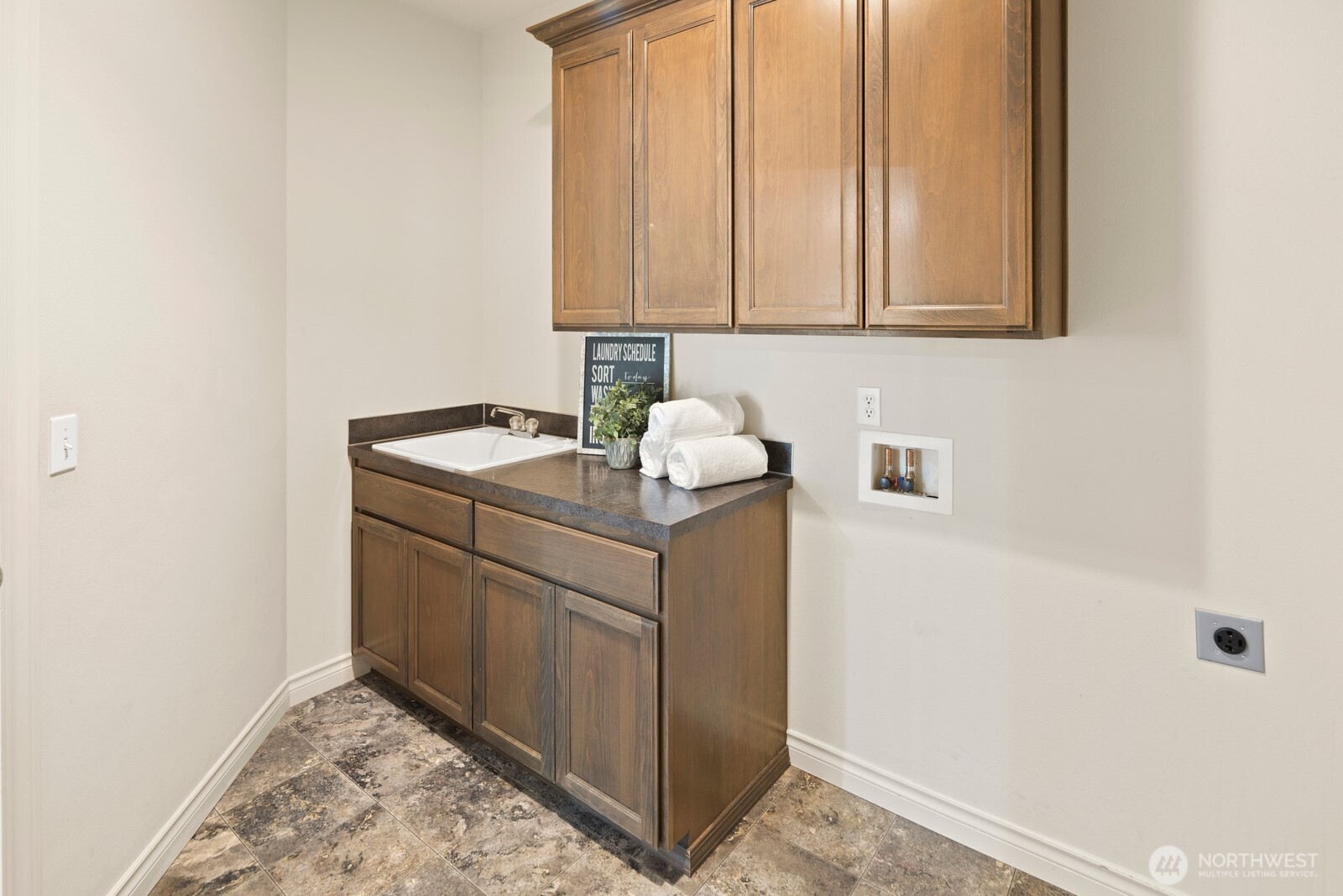 21706 Quiet Water Loop Lake Tapps WA 98391
