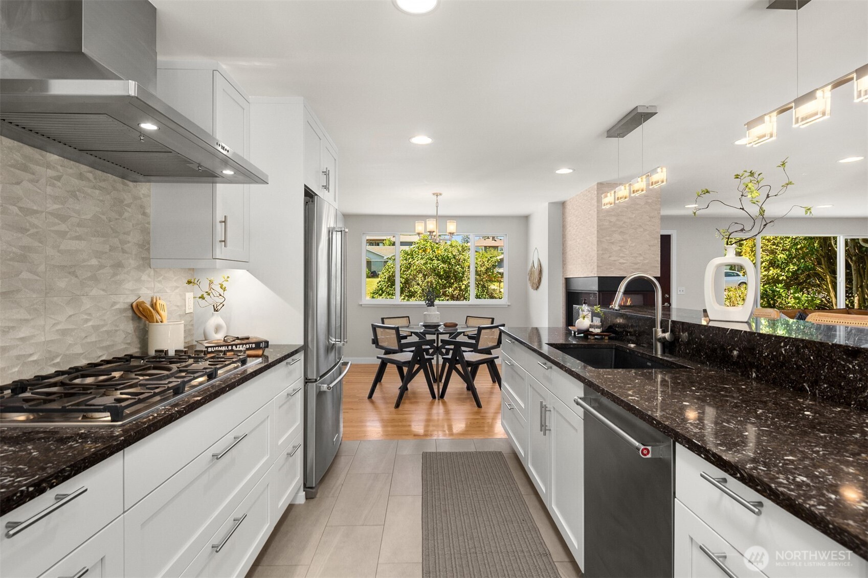 22817 75th Avenue W Edmonds WA 98026