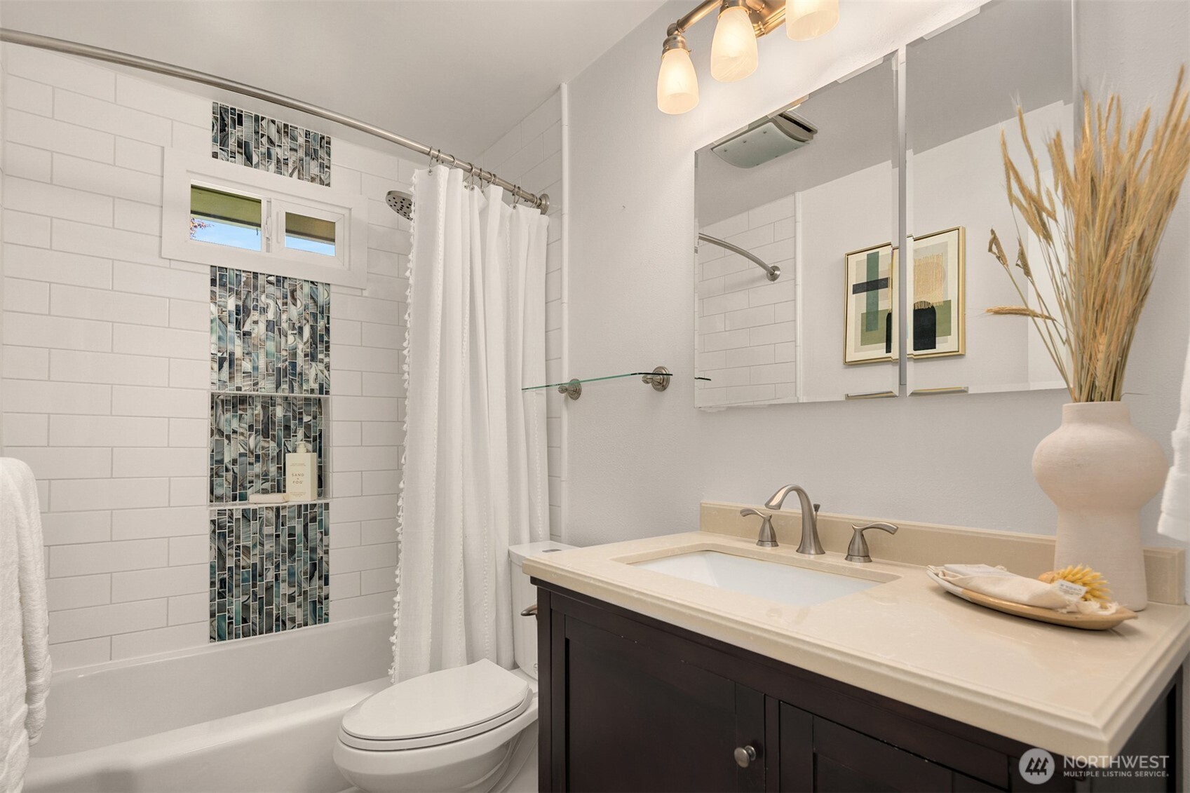22817 75th Avenue W Edmonds WA 98026
