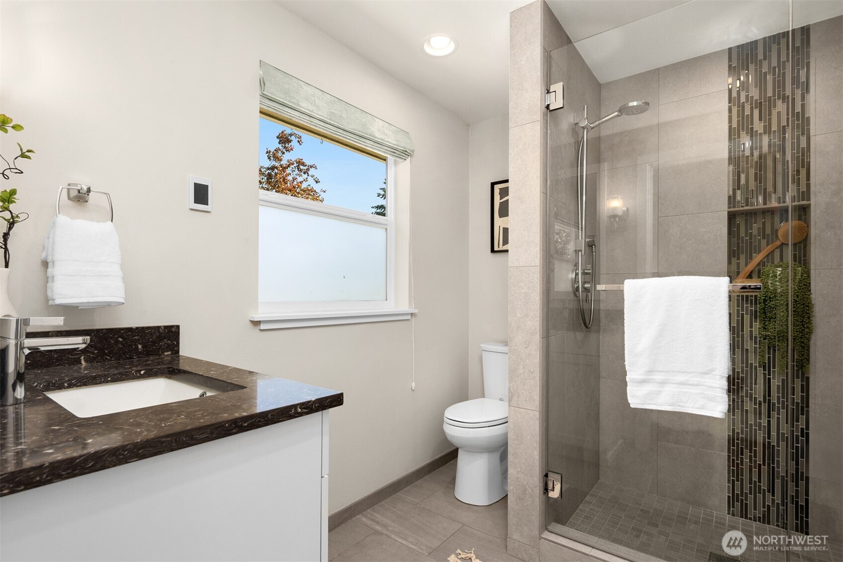 22817 75th Avenue W Edmonds WA 98026