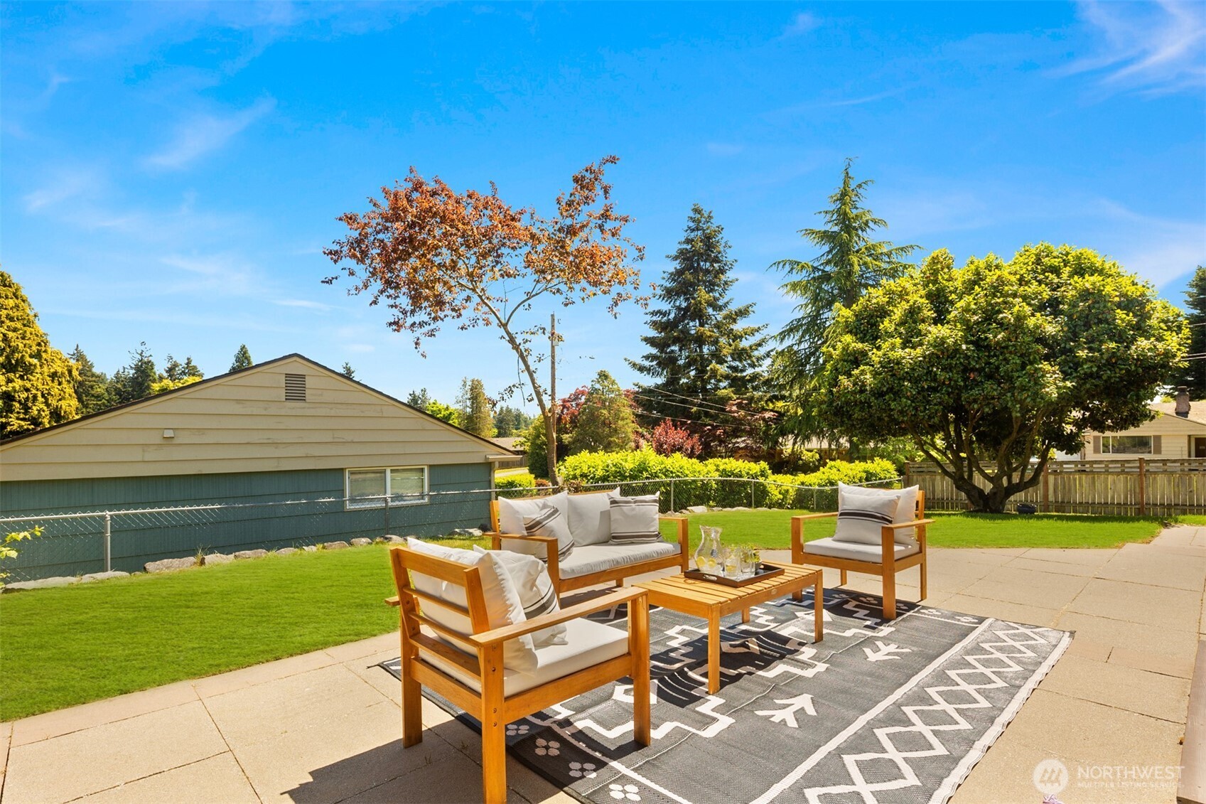 22817 75th Avenue W Edmonds WA 98026