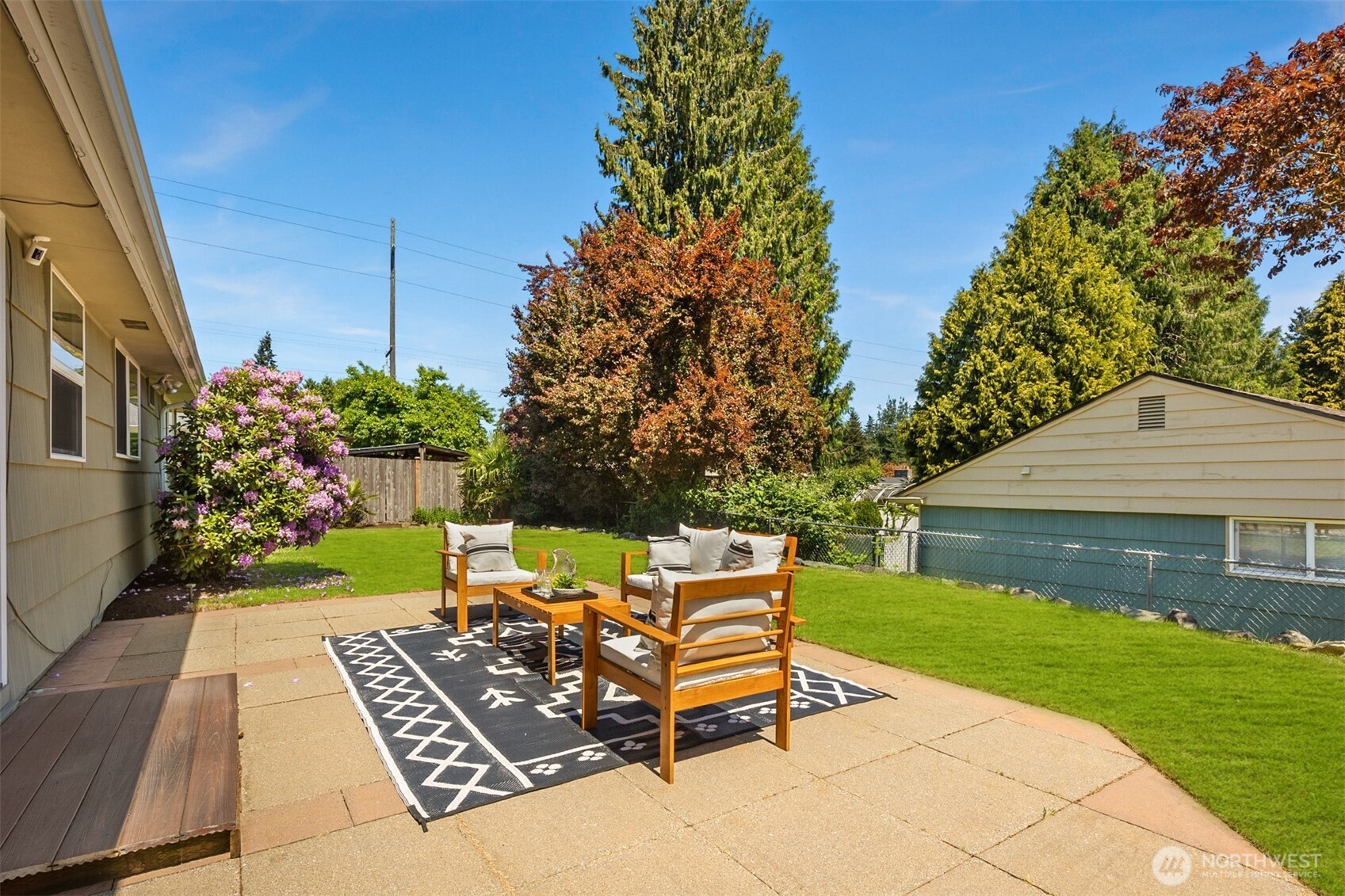 22817 75th Avenue W Edmonds WA 98026