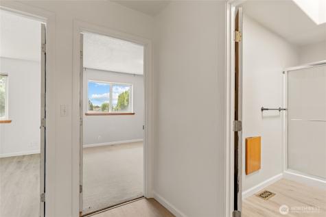 4857 NE Joey Road Moses Lake WA 98837