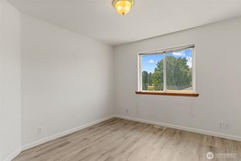 4857 NE Joey Road Moses Lake WA 98837