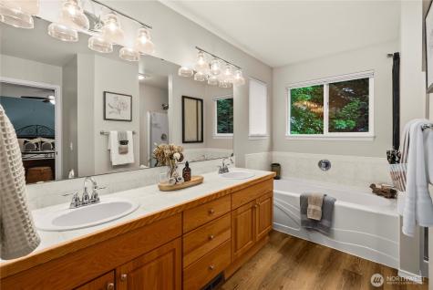 9204 181st Avenue E Bonney Lake WA 98391