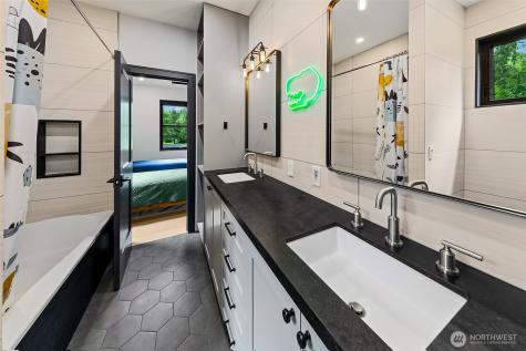 7538 Moon Valley Road SE North Bend WA 98045