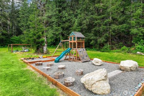 7538 Moon Valley Road SE North Bend WA 98045