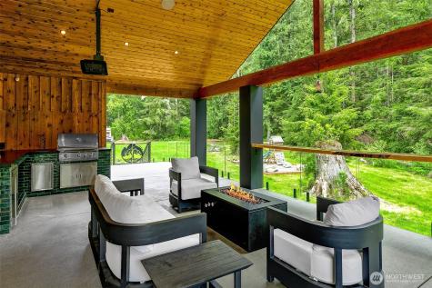 7538 Moon Valley Road SE North Bend WA 98045