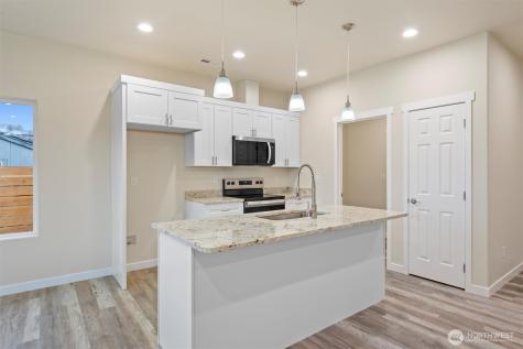 248 SE Pioneer Avenue Ephrata WA 98823
