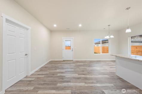 248 SE Pioneer Avenue Ephrata WA 98823