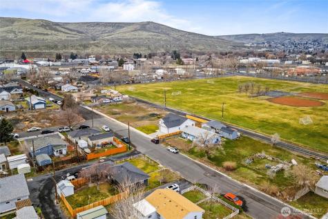 248 SE Pioneer Avenue Ephrata WA 98823