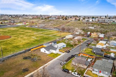 248 SE Pioneer Avenue Ephrata WA 98823