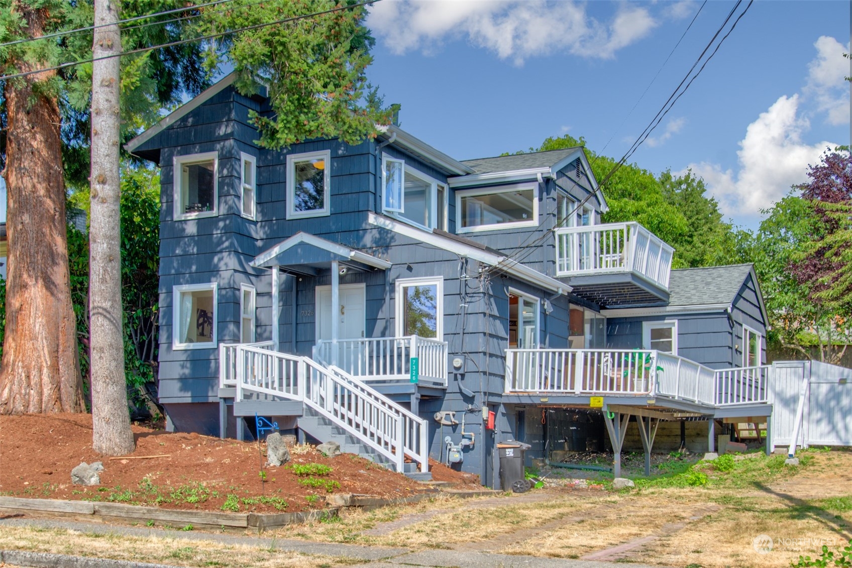 7326 39th Avenue Ne Seattle WA 98115