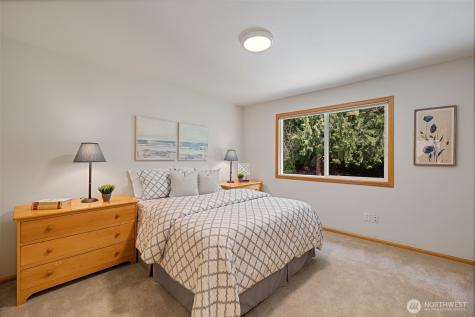 12118 198th Avenue NE Woodinville WA 98077