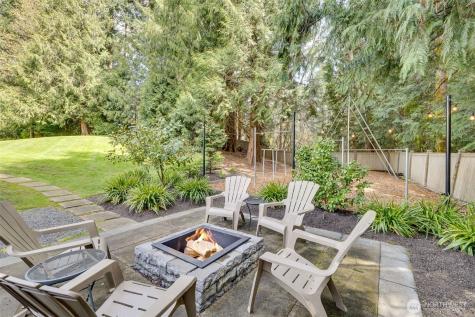 12118 198th Avenue NE Woodinville WA 98077