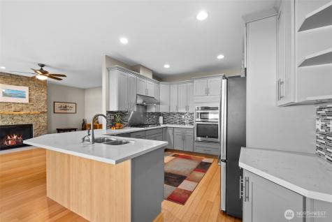 2042 Maiden Lane Wenatchee WA 98801