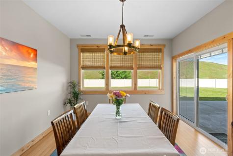 2042 Maiden Lane Wenatchee WA 98801