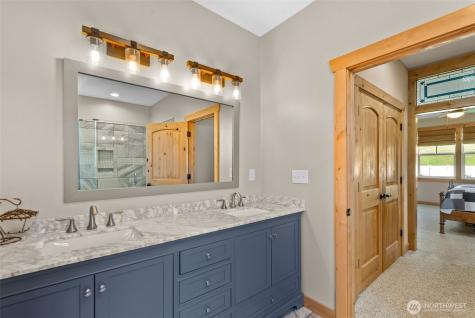 2042 Maiden Lane Wenatchee WA 98801