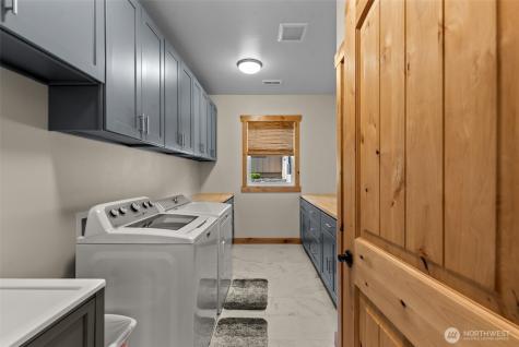 2042 Maiden Lane Wenatchee WA 98801