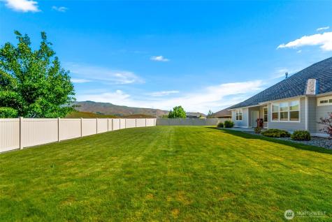 2042 Maiden Lane Wenatchee WA 98801
