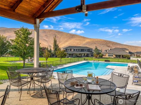 2042 Maiden Lane Wenatchee WA 98801