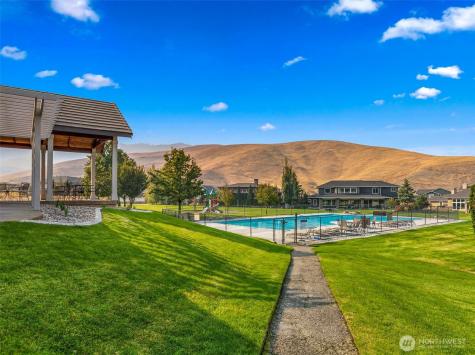 2042 Maiden Lane Wenatchee WA 98801