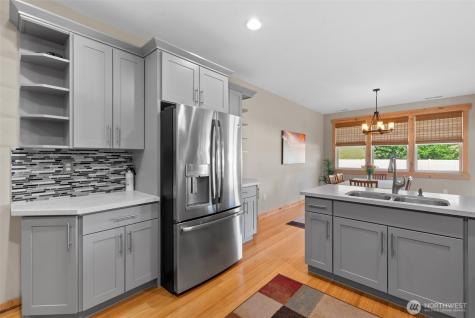 2042 Maiden Lane Wenatchee WA 98801