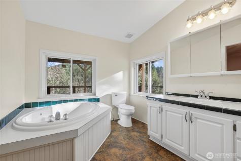 6396 Kalama River Road Kalama WA 98625