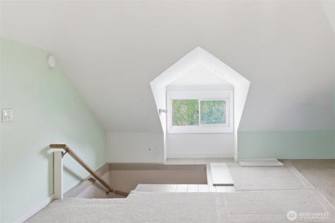 6238 Woodlawn Avenue N Seattle WA 98103