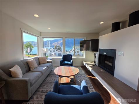 1 Lodge 641-c Manson WA 98831