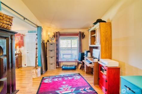 404 Meade Hill Road Glenoma WA 98336