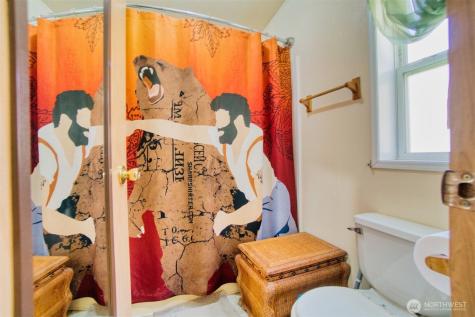 404 Meade Hill Road Glenoma WA 98336