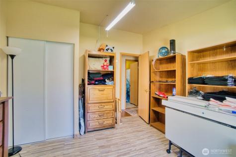 404 Meade Hill Road Glenoma WA 98336