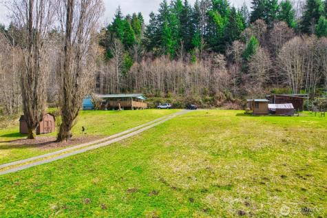 404 Meade Hill Road Glenoma WA 98336