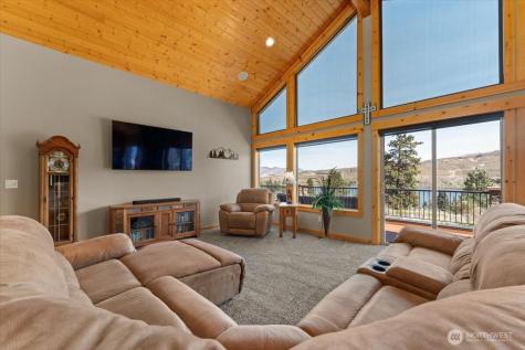 15320 Lakeview Street Entiat WA 98822
