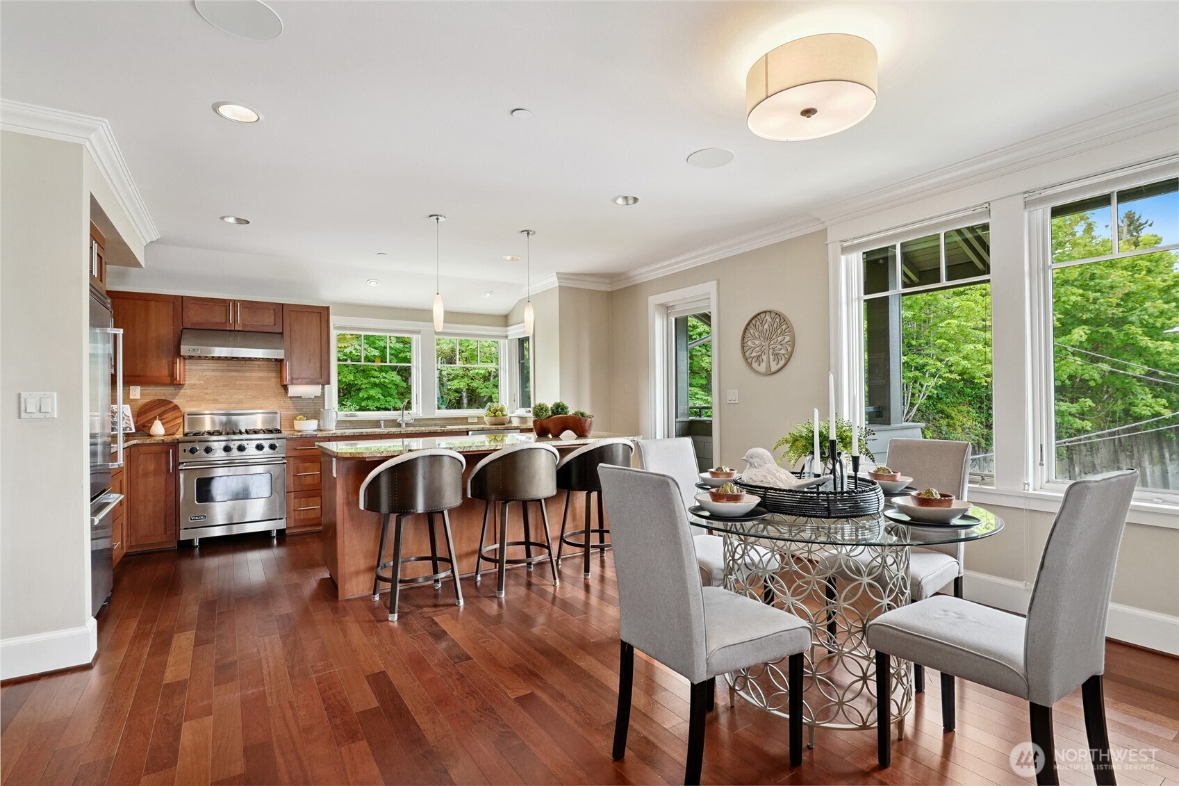 506 Lakeside Avenue S Seattle WA 98144