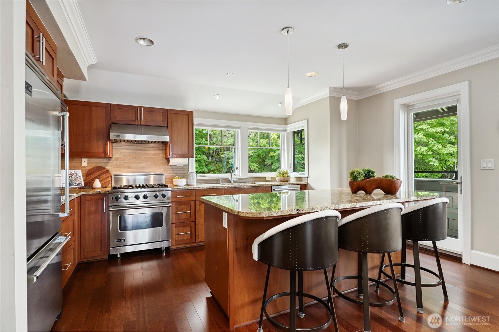 506 Lakeside Avenue S Seattle WA 98144