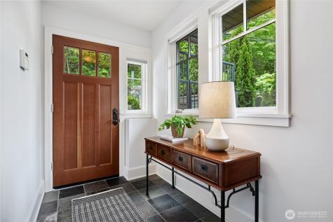 506 Lakeside Avenue S Seattle WA 98144