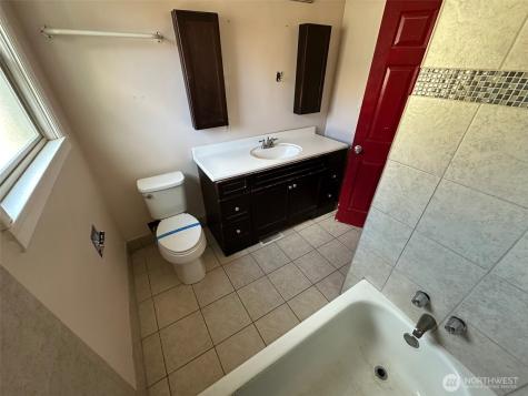 4811 N Lincoln Street Spokane WA 99205