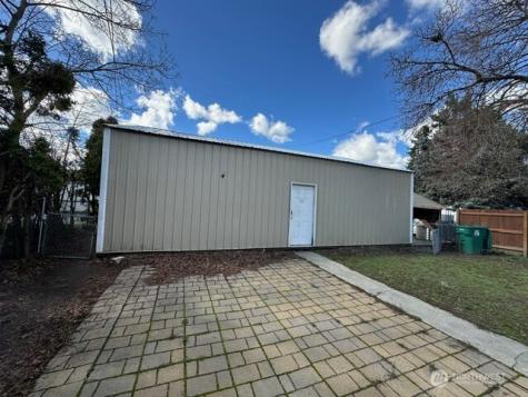 4811 N Lincoln Street Spokane WA 99205