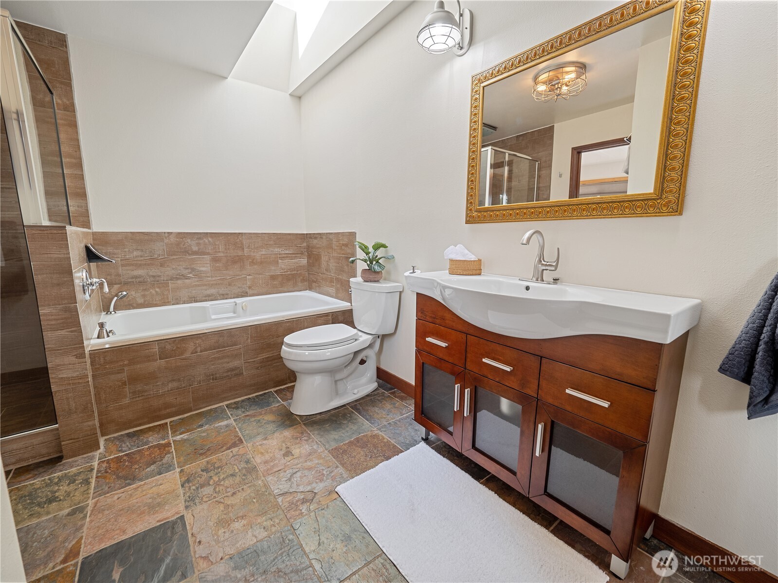 5201 Katherine Avenue SE Auburn WA 98092