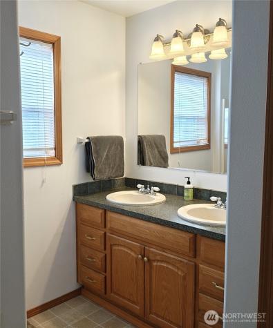 1703 32nd Street Anacortes WA 98221