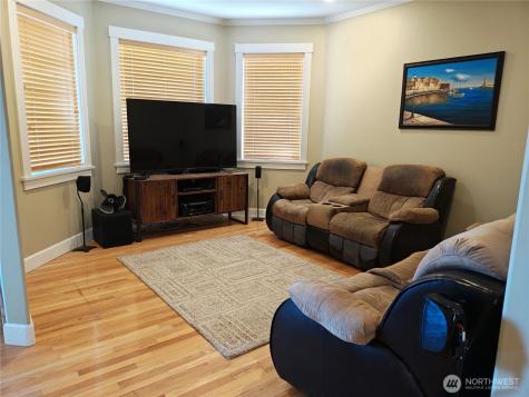 1703 32nd Street Anacortes WA 98221