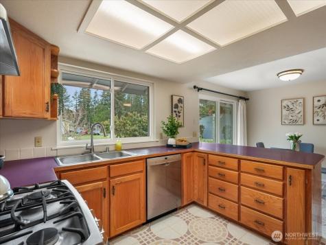 17649 SE 297th Place Kent WA 98042